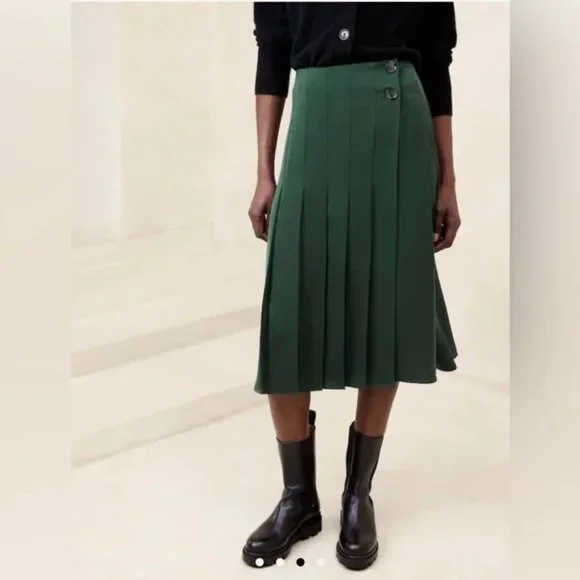 NWT Banana Republic Crepe Pintuck Midi Skirt - Size 4 - Picture 3 of 5